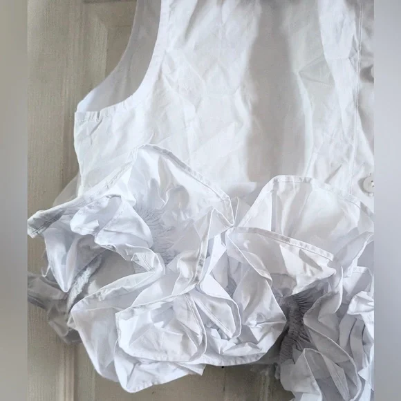 Micas Button Ruffle Ruched Tank Top - Picture 8 of 12